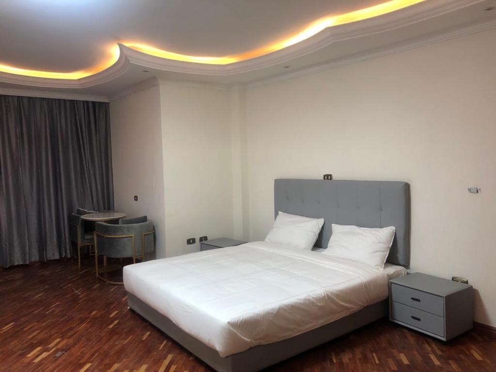 Bed and Breakfast Social House Аддис-Абеба Экстерьер фото