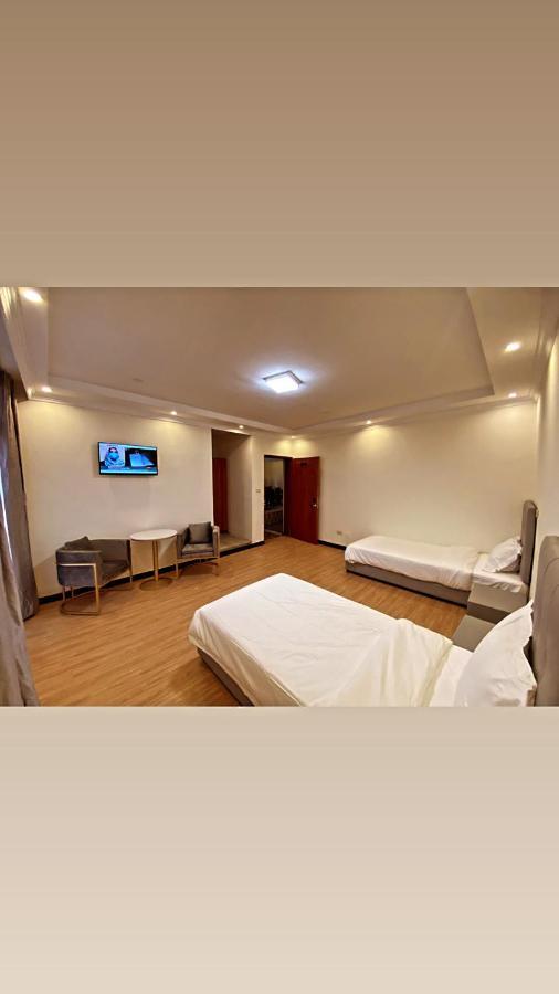 Bed and Breakfast Social House Аддис-Абеба Экстерьер фото