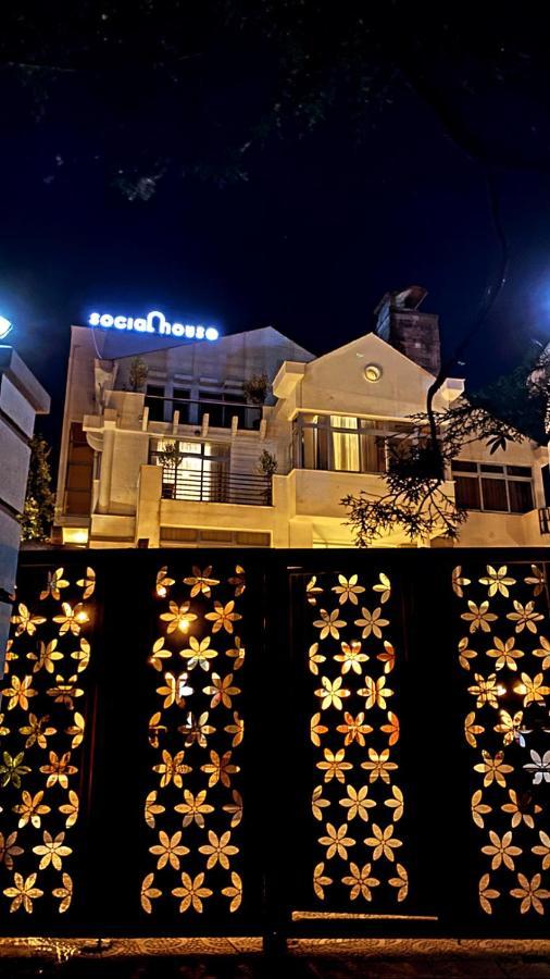 Bed and Breakfast Social House Аддис-Абеба Экстерьер фото